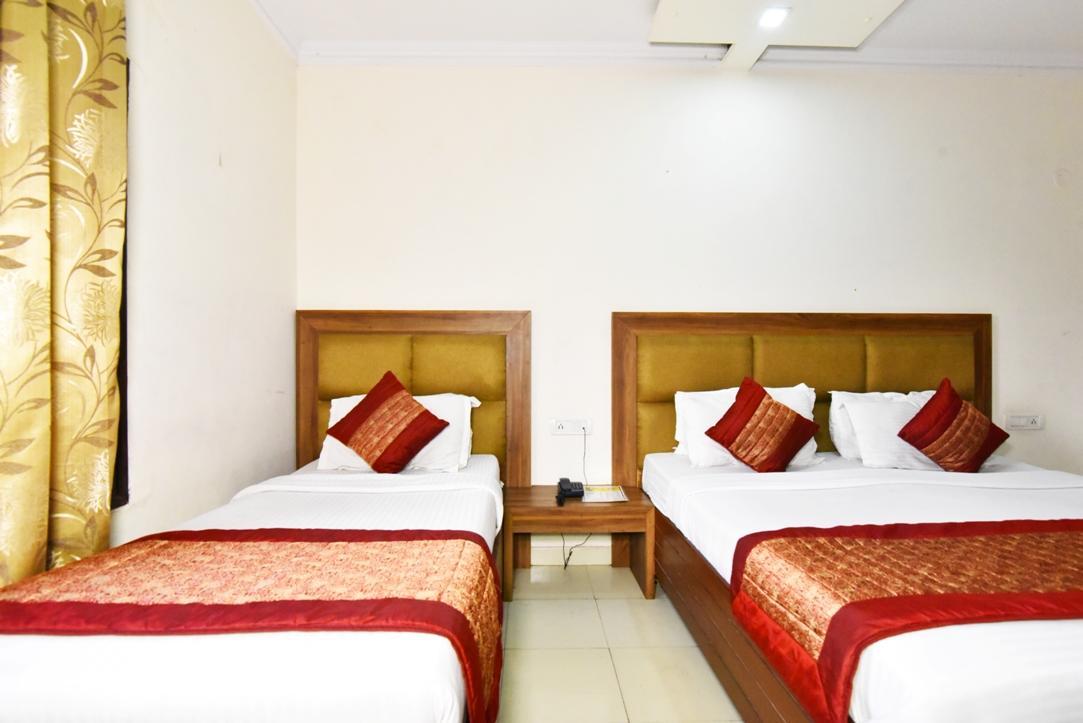 Hotel B-Comfort Amritsar Bagian luar foto
