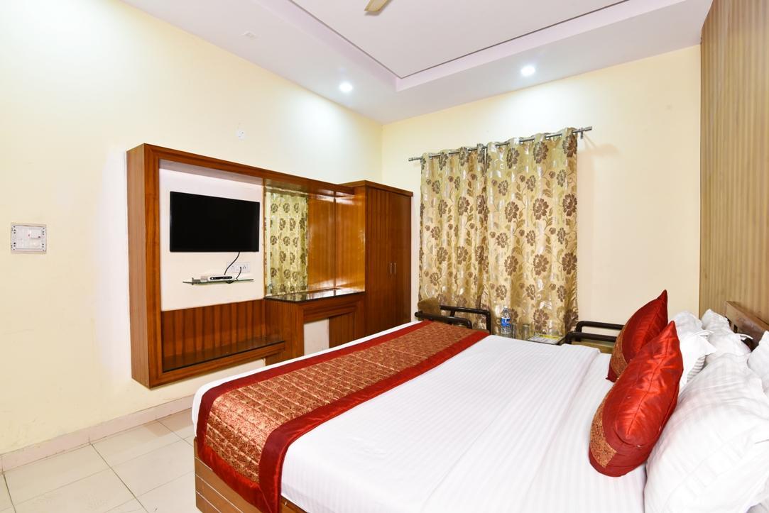 Hotel B-Comfort Amritsar Bagian luar foto