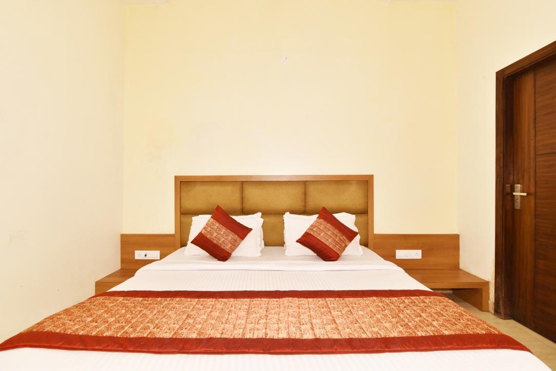 Hotel B-Comfort Amritsar Bagian luar foto